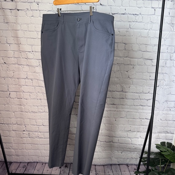 Men's Gray Public Rec Pants 40/32